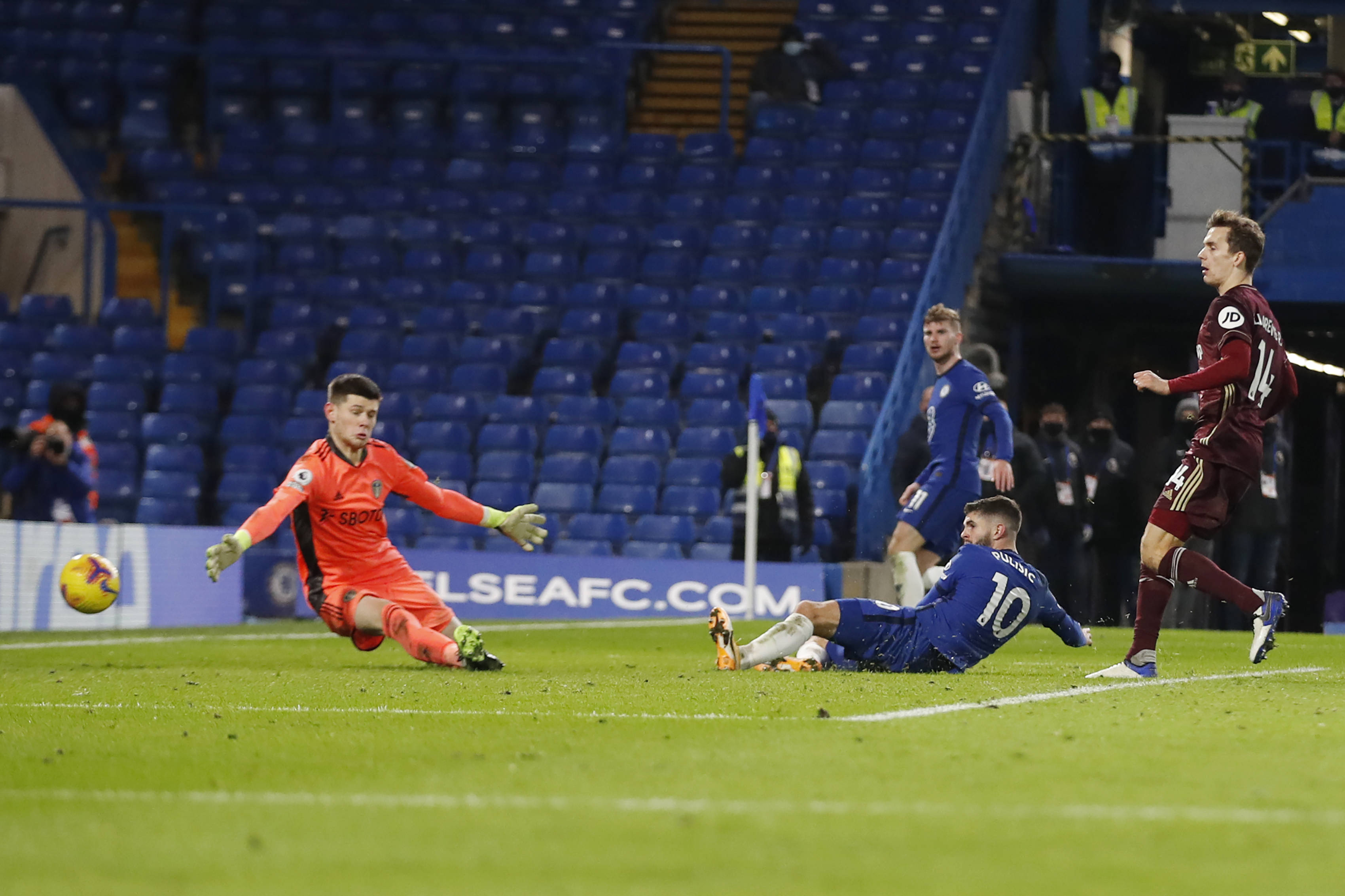 扩大领先优 扩大领先优