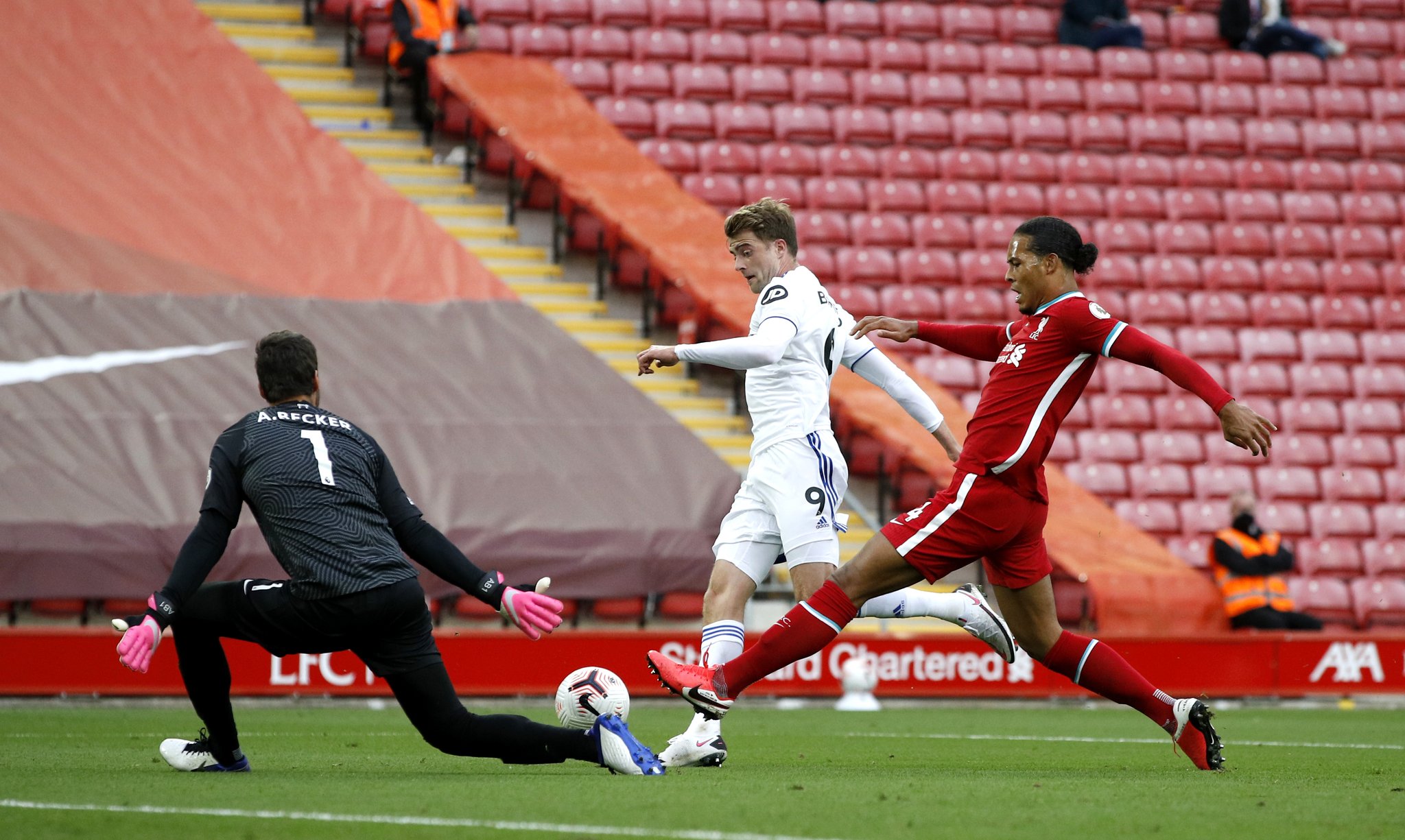 也表现出色 也表现出色